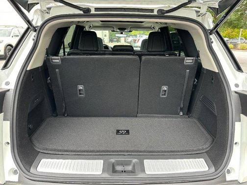 2025 INFINITI QX60 SENSORY