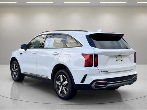 Glacial White Pearl 2023 Kia Sorento S