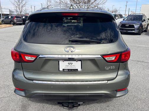 2016 INFINITI QX60 Base