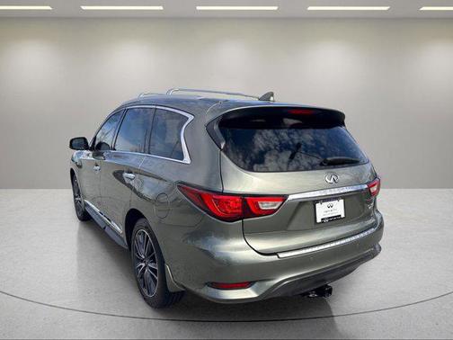2016 INFINITI QX60 Base