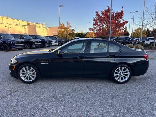 2012 BMW 528 528i