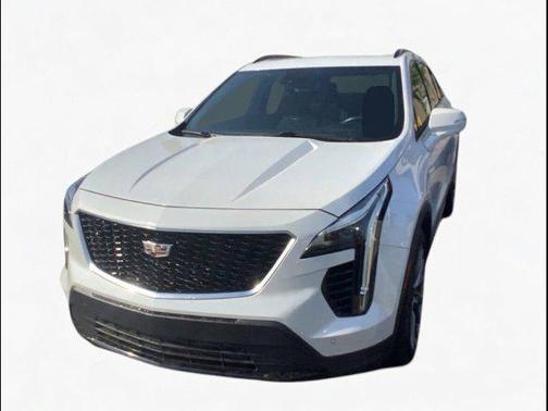 Crystal White Tricoat 2020 Cadillac XT4 Sport