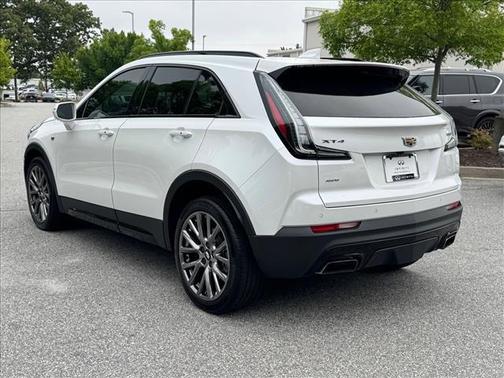 Crystal White Tricoat 2020 Cadillac XT4 Sport
