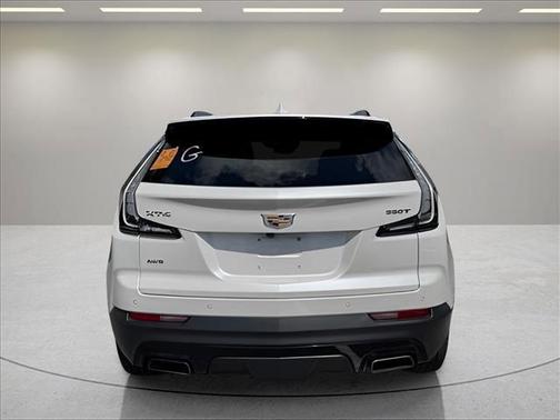 Crystal White Tricoat 2020 Cadillac XT4 Sport