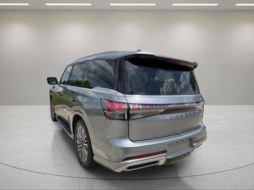 Dynamic Metal 2025 INFINITI QX80 SENSORY AWD