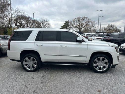 2019 Cadillac Escalade Luxury