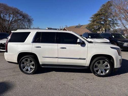 2019 Cadillac Escalade Luxury