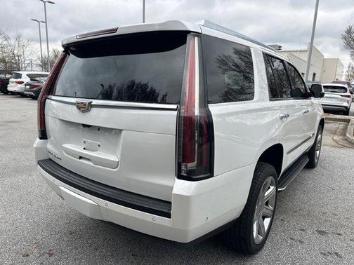 2019 Cadillac Escalade Luxury