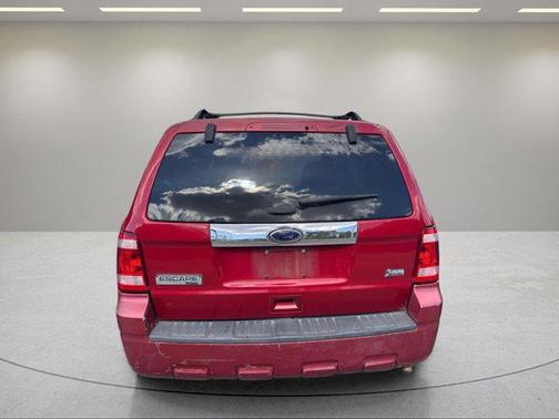 Sangria Red Metallic 2010 Ford Escape XLT