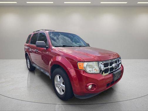 Sangria Red Metallic 2010 Ford Escape XLT