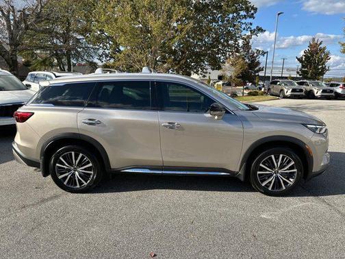 2025 INFINITI QX60 SENSORY