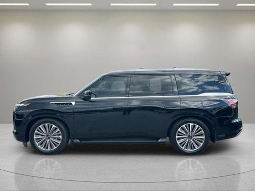 Black Obsidian 2026 INFINITI QX80 Luxe