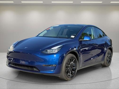 2023 Tesla Model Y Long Range Dual Motor All-Wheel Drive