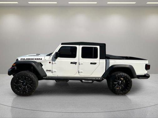 Bright White Clearcoat 2021 Jeep Gladiator Rubicon