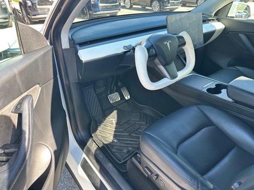 2021 Tesla Model Y Long Range Dual Motor All-Wheel Drive