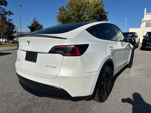 2021 Tesla Model Y Long Range Dual Motor All-Wheel Drive