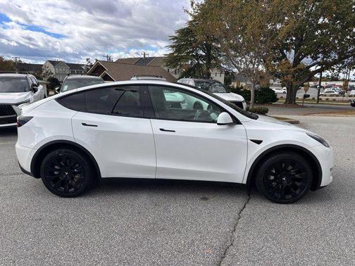 2021 Tesla Model Y Long Range Dual Motor All-Wheel Drive