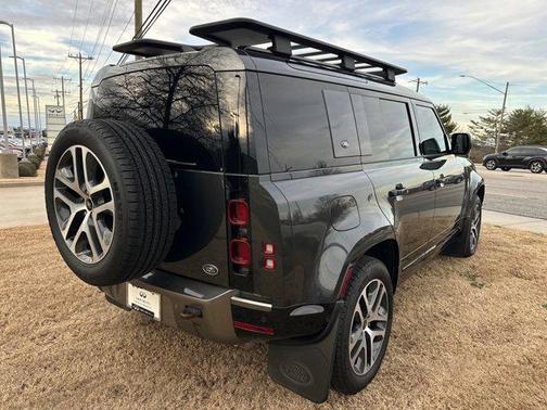 2022 Land Rover Defender 110 X-Dynamic HSE