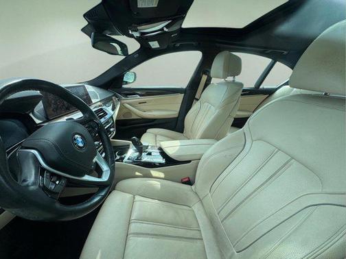 Imperial Blue Metallic 2019 BMW 530e xDrive iPerformance