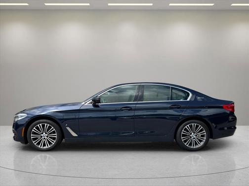 Imperial Blue Metallic 2019 BMW 530e xDrive iPerformance