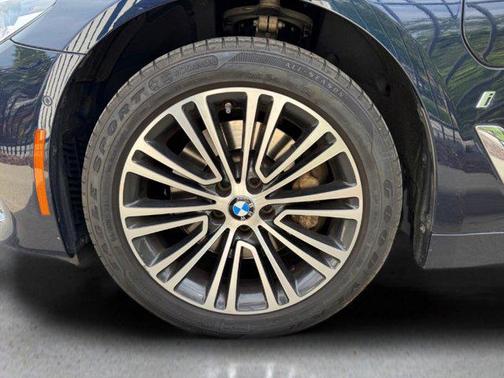 Imperial Blue Metallic 2019 BMW 530e xDrive iPerformance
