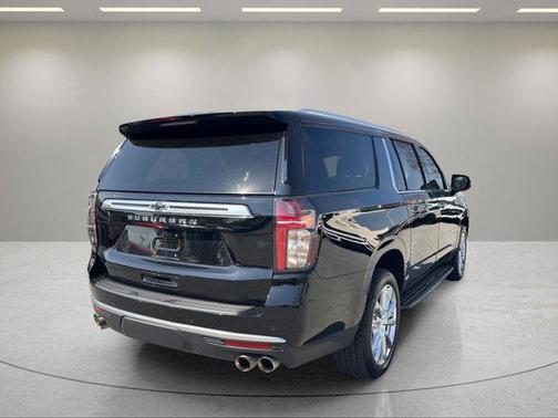 2023 Chevrolet Suburban 2WD High Country