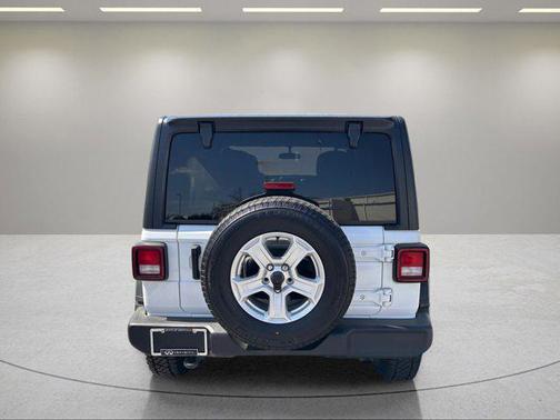 Bright White Clearcoat 2021 Jeep Wrangler Unlimited Sport