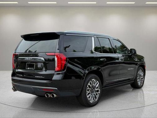 Onyx Black 2023 GMC Yukon Denali Ultimate