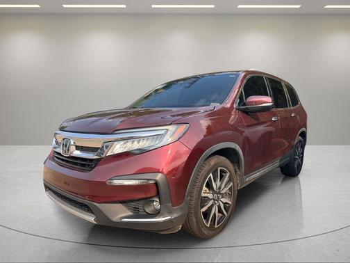 Deep Scarlet Pearl 2021 Honda Pilot Touring 8-Passenger