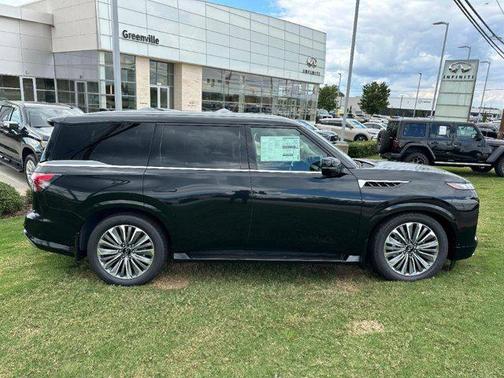 2025 INFINITI QX80 SENSORY AWD