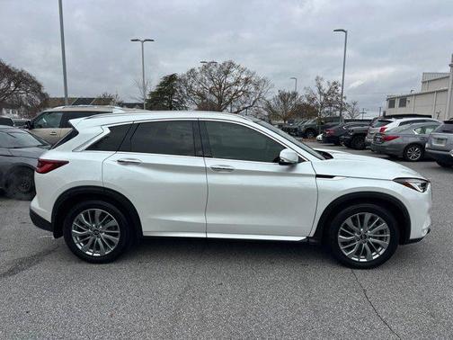 2023 INFINITI QX50 LUXE
