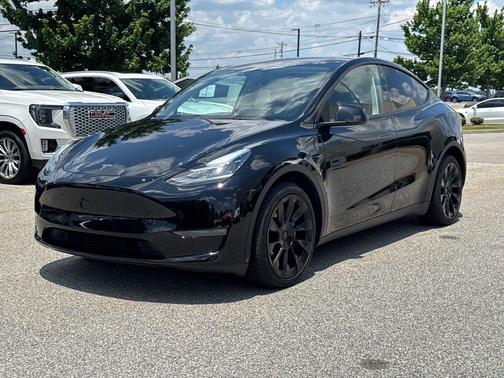 2023 Tesla Model Y Long Range Dual Motor All-Wheel Drive