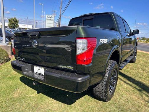 2019 Nissan Titan PRO-4X