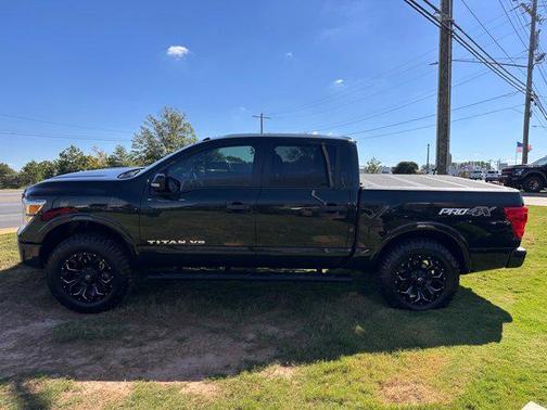 2019 Nissan Titan PRO-4X