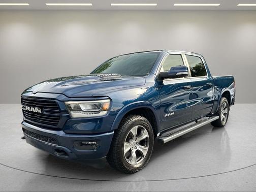 Patriot Blue Pearlcoat 2022 RAM 1500 Laramie