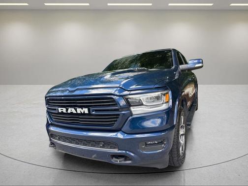 Patriot Blue Pearlcoat 2022 RAM 1500 Laramie