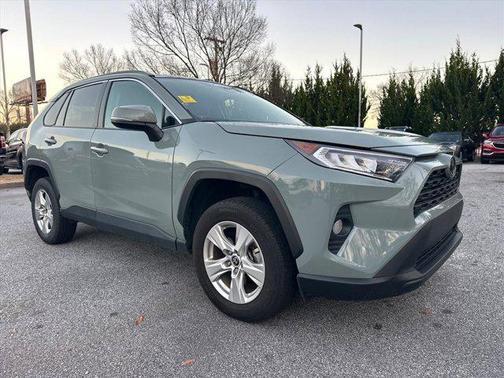 2021 Toyota RAV4 XLE