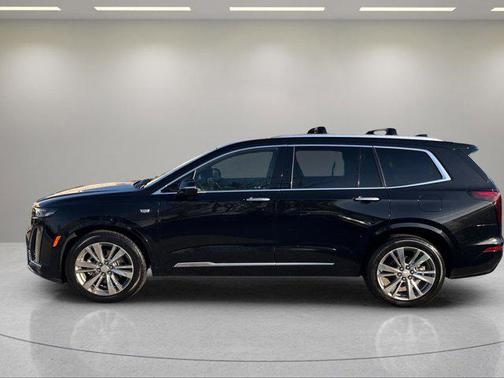 2022 Cadillac XT6 Premium Luxury FWD