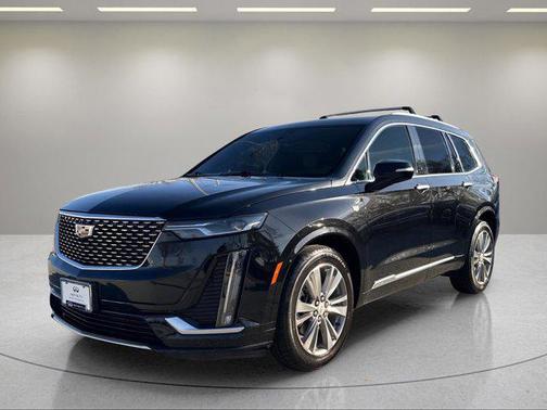 2022 Cadillac XT6 Premium Luxury FWD