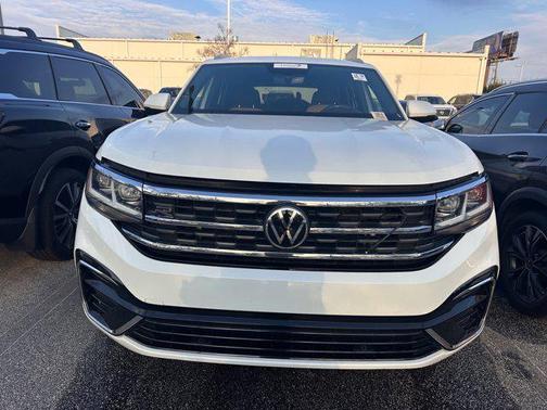 2021 Volkswagen Atlas Cross Sport 3.6L V6 SE w/Technology R-Line