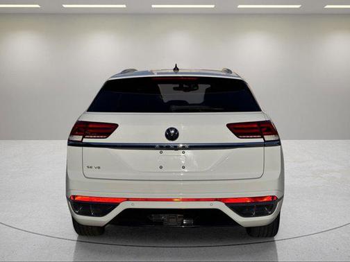 2021 Volkswagen Atlas Cross Sport 3.6L V6 SE w/Technology R-Line