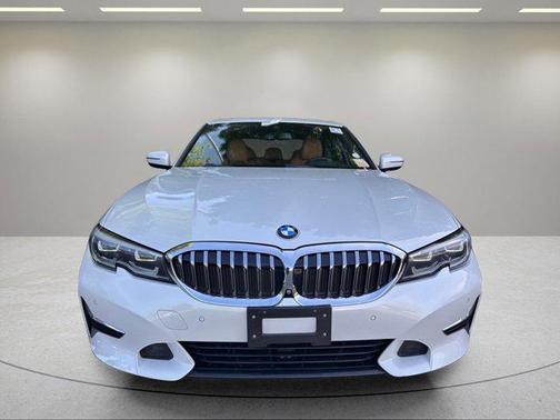 Mineral White Metallic 2019 BMW 330 330i
