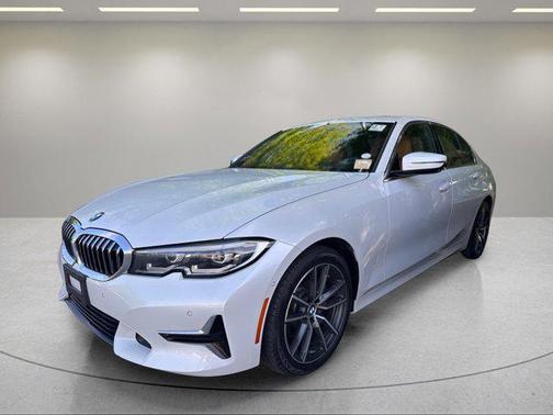 Mineral White Metallic 2019 BMW 330 330i