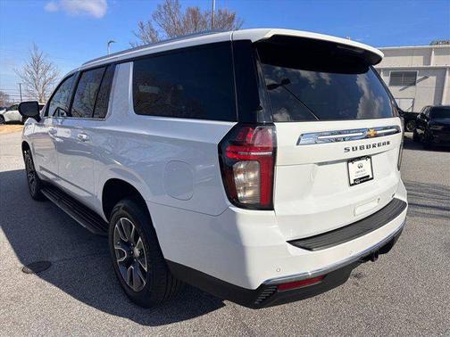 2021 Chevrolet Suburban LT