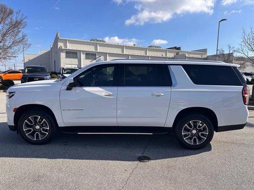 2021 Chevrolet Suburban LT