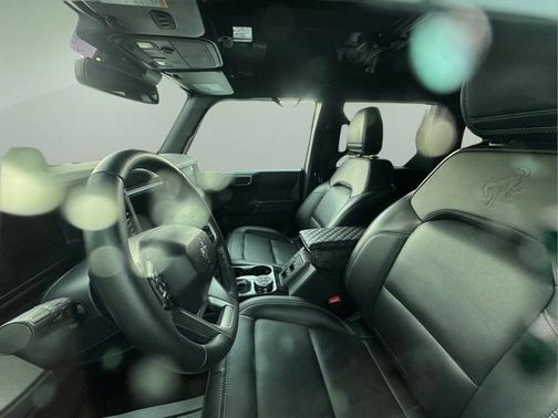 Azure Gray Metallic Tri-Coat 2025 Ford Bronco Outer Banks