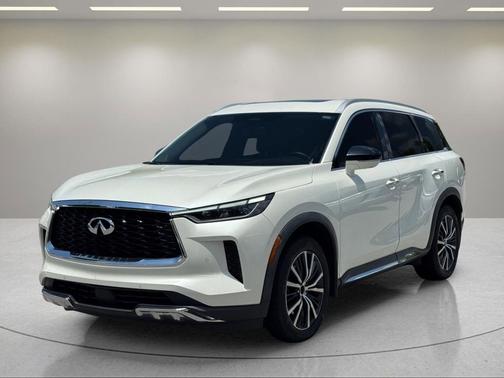 Majestic White 2022 INFINITI QX60 SENSORY