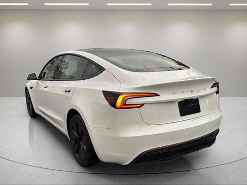 2024 Tesla Model 3 Standard Range