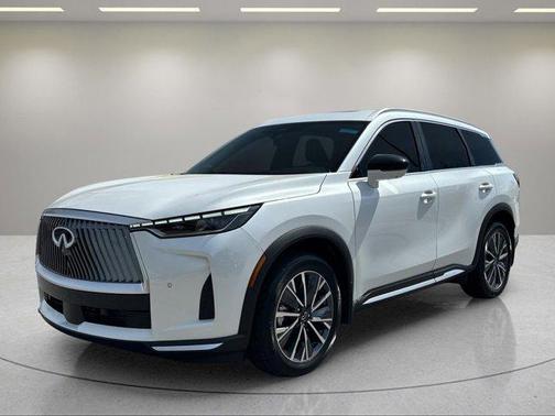 Radiant White 2026 INFINITI QX60 LUXE AWD