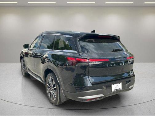 Mineral Black 2026 INFINITI QX60 LUXE FWD